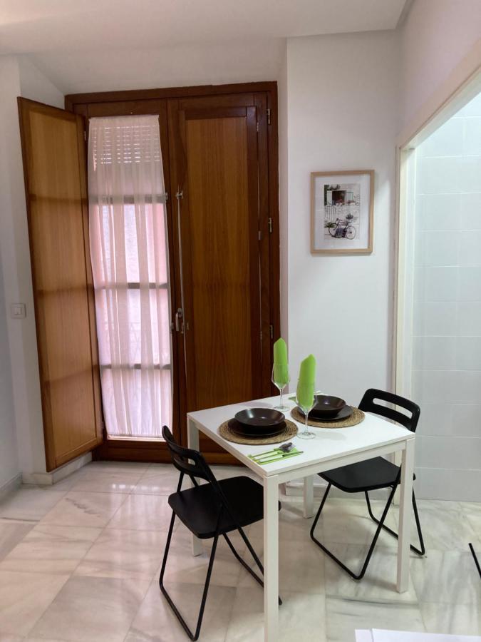 Jimios Alcazar Catedral Apartment Seville Ngoại thất bức ảnh