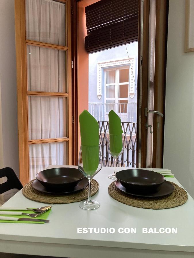 Jimios Alcazar Catedral Apartment Seville Ngoại thất bức ảnh