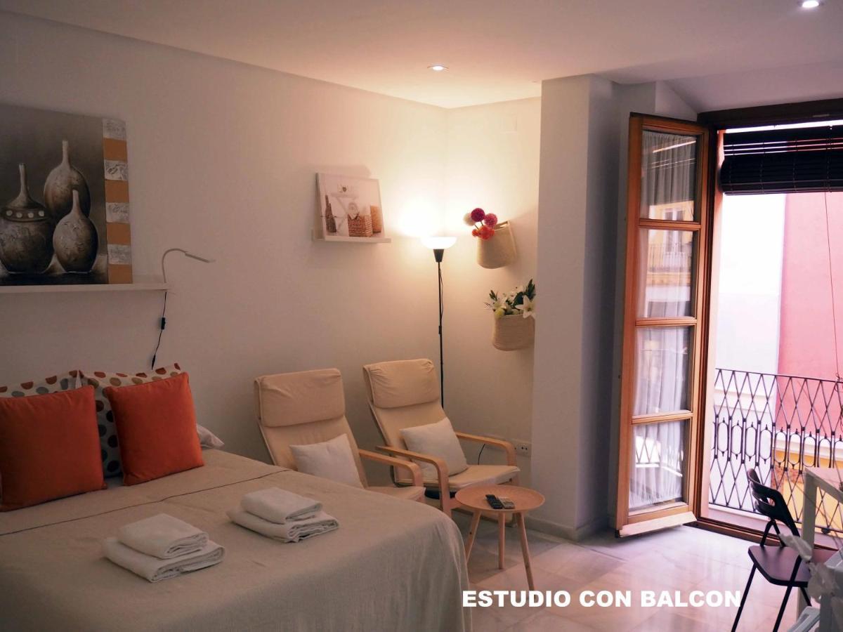 Jimios Alcazar Catedral Apartment Seville Ngoại thất bức ảnh