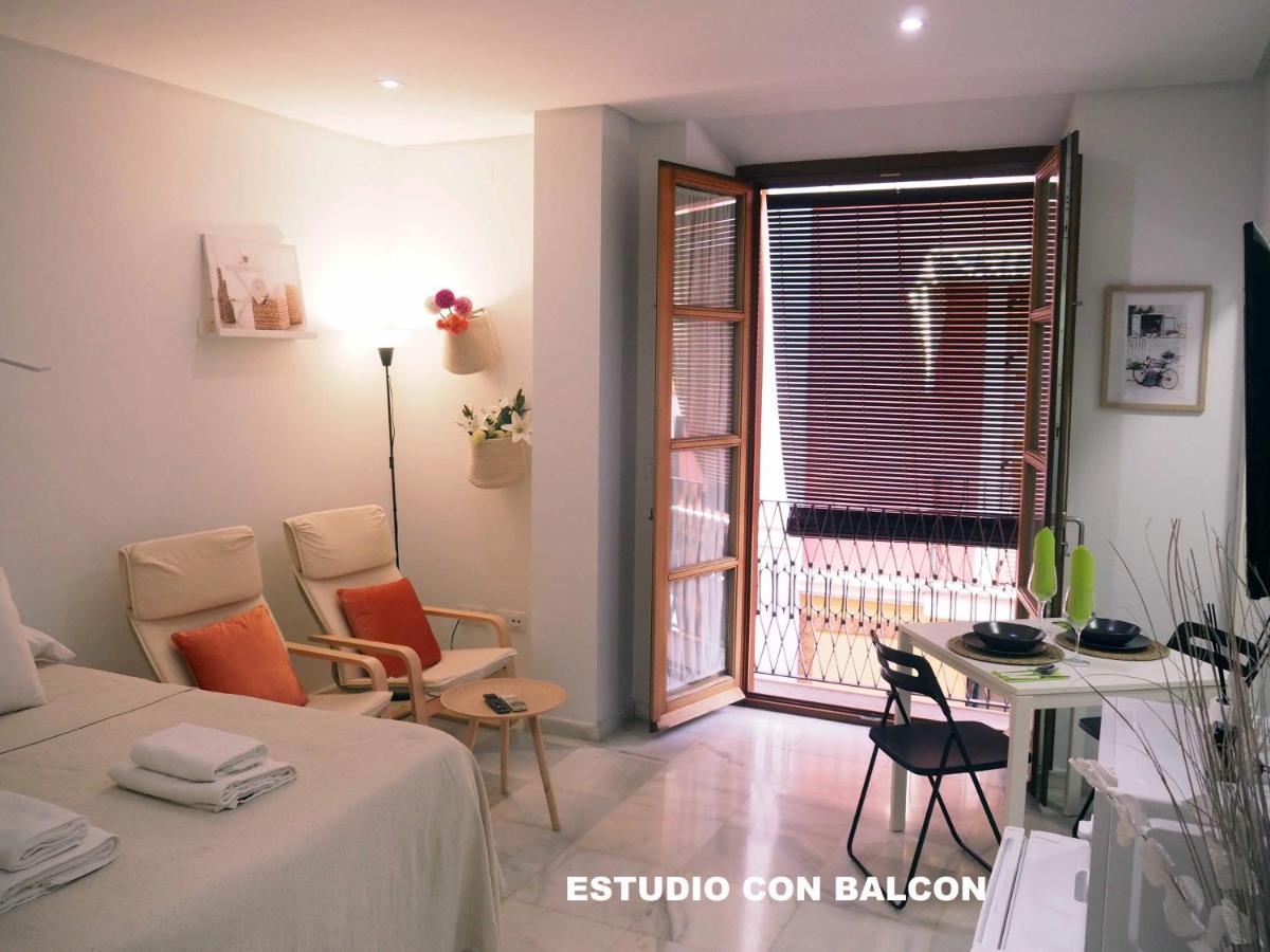 Jimios Alcazar Catedral Apartment Seville Ngoại thất bức ảnh
